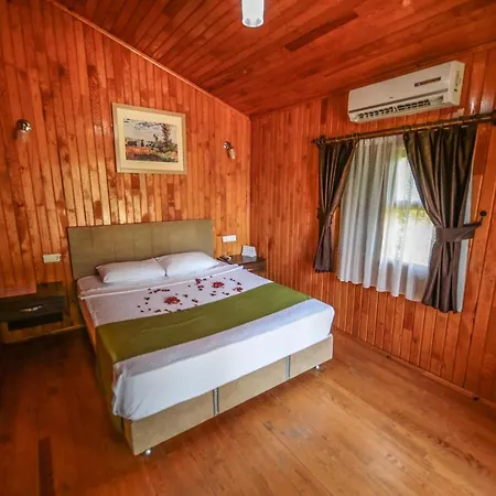 ホームステイ Zakkum *